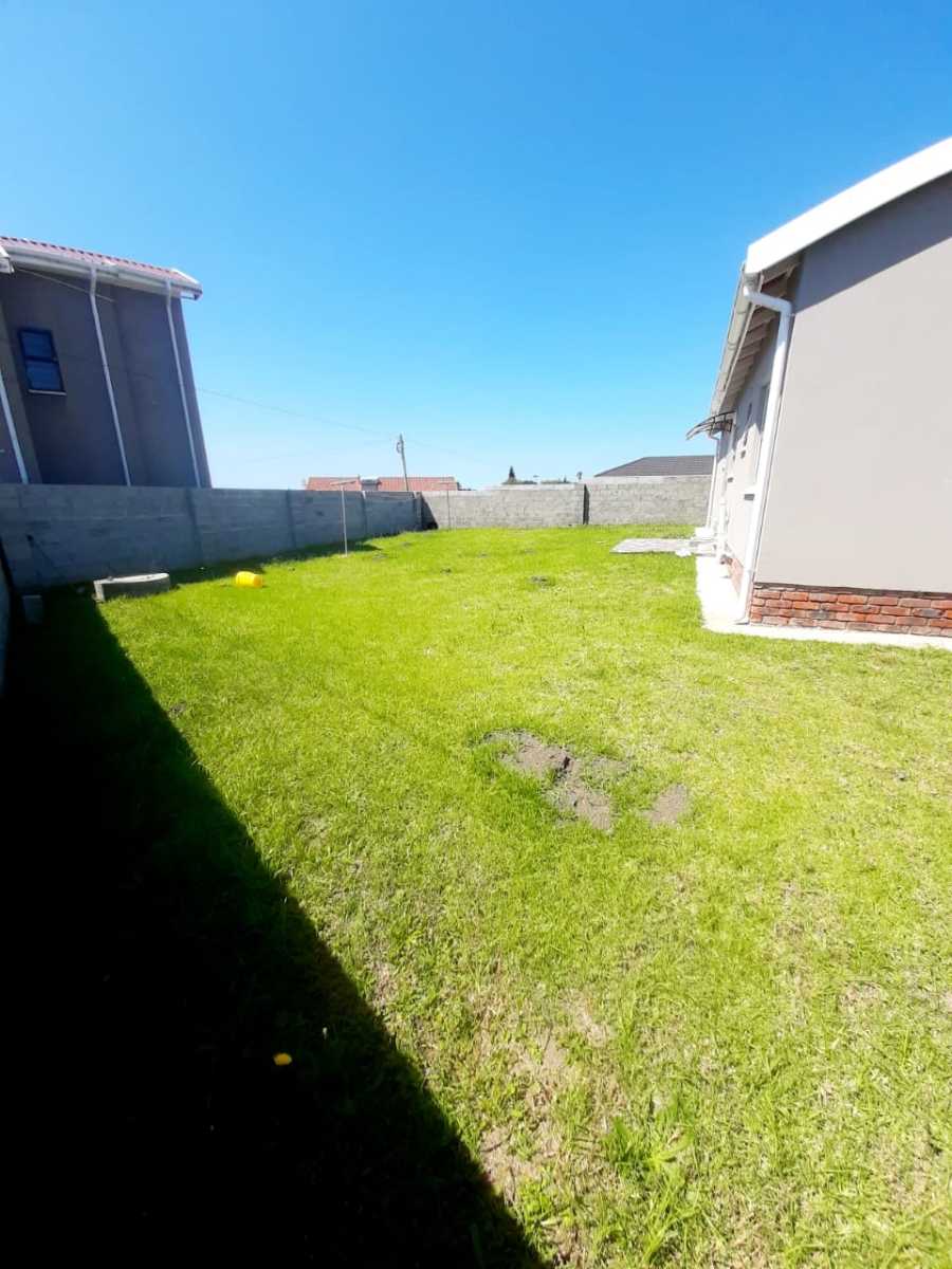 3 Bedroom Property for Sale in Haven Hills Eastern Cape